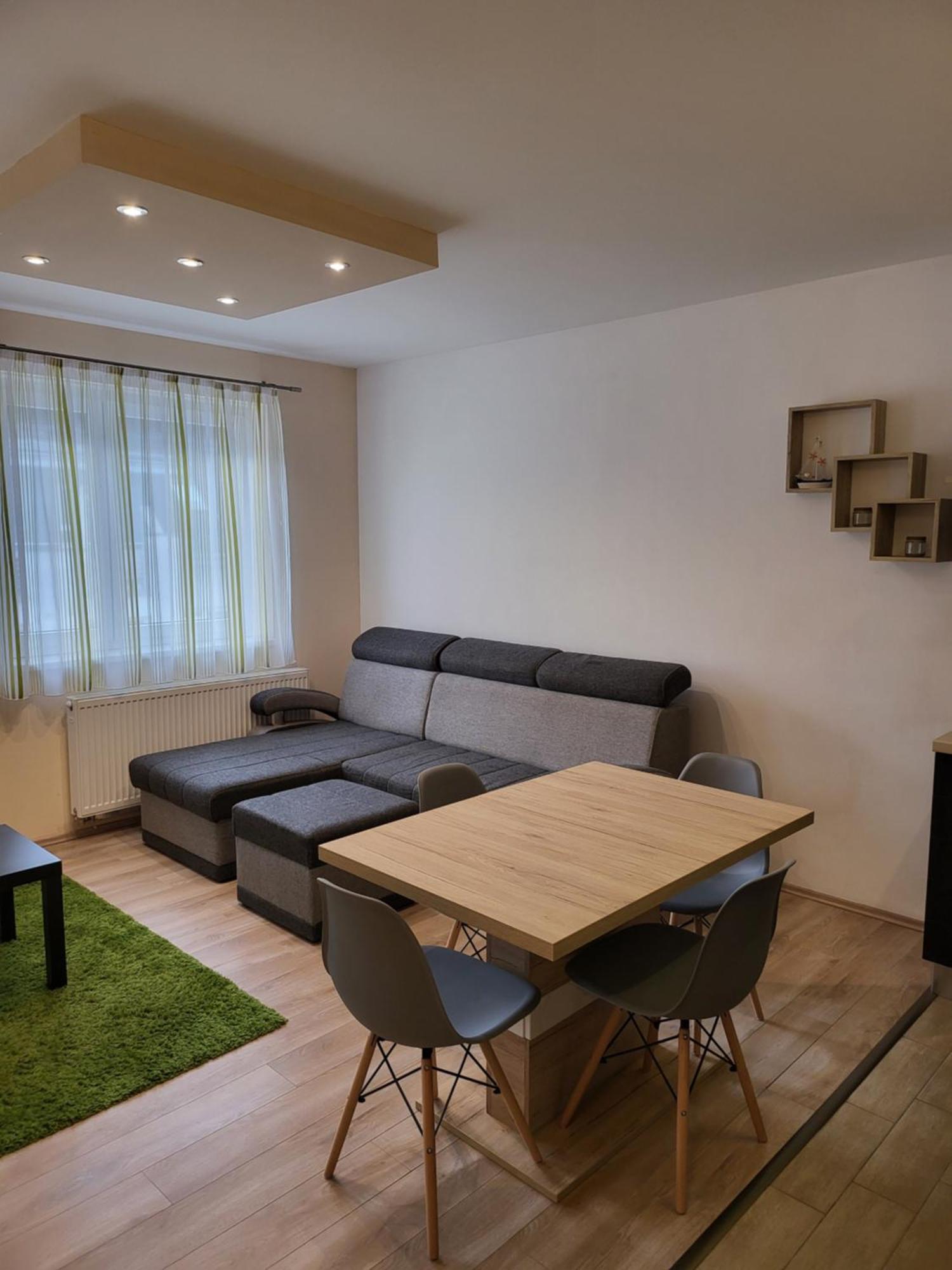 Triangol Apartman: Fuerdo, Belvaros, Egyetem Győr Exterior foto