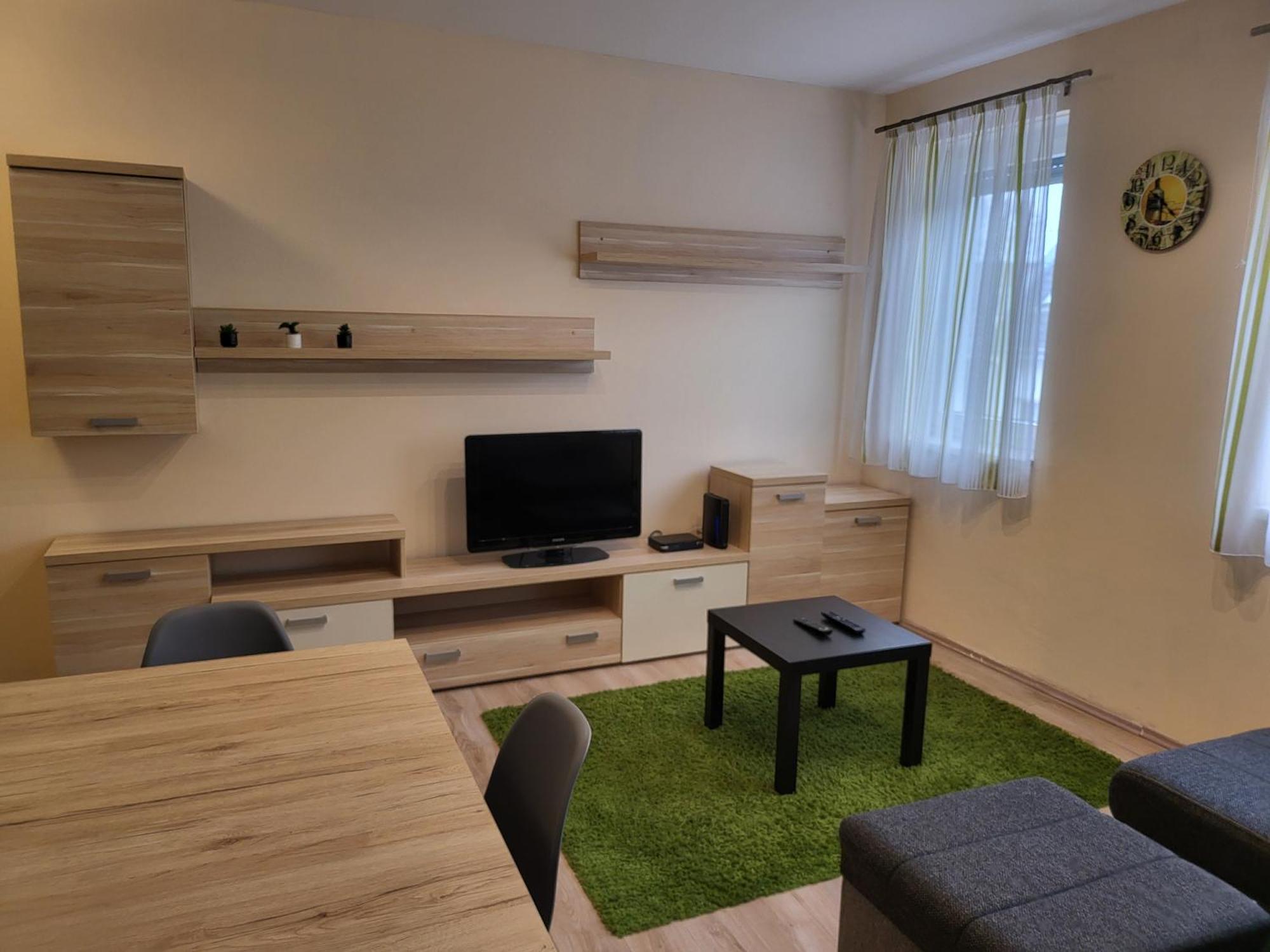 Triangol Apartman: Fuerdo, Belvaros, Egyetem Győr Exterior foto